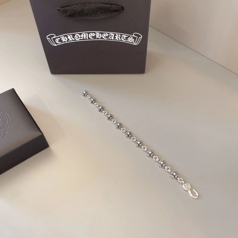 Bright Chrxmx Hxxrts Bracelets 297351