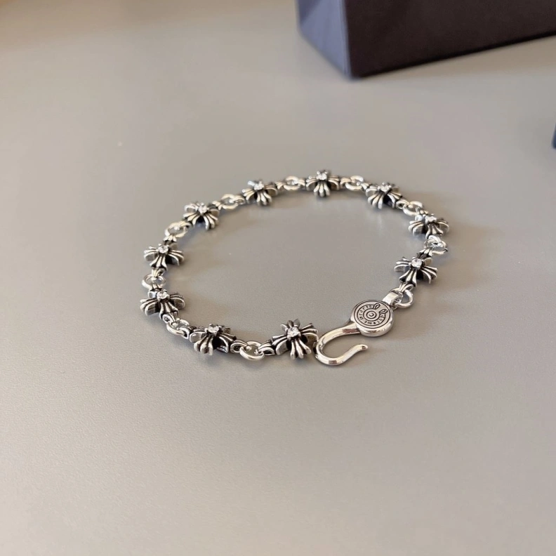 Bright Chrxmx Hxxrts Bracelets 297351