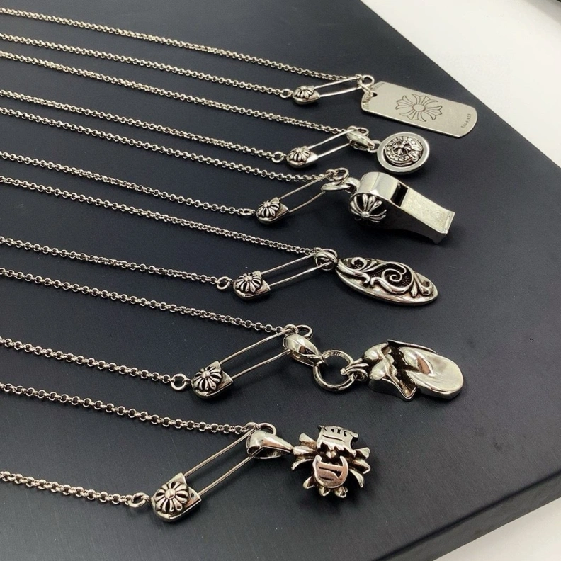 Durable Chrxmx Hxxrts Necklaces 296918