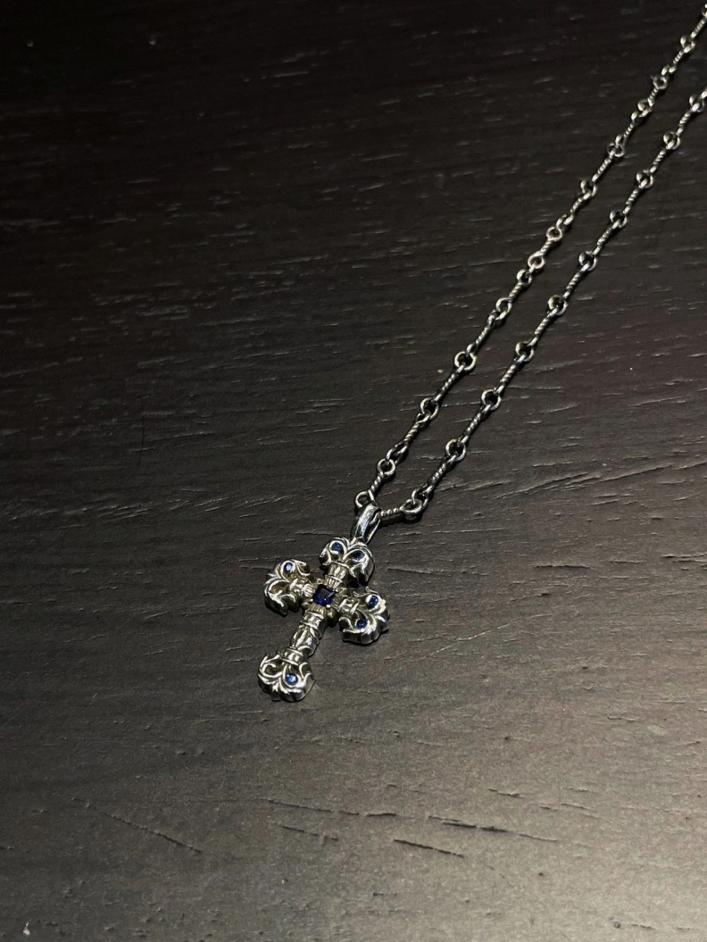 Trendy Chrxmx Hxxrts Necklaces 296916