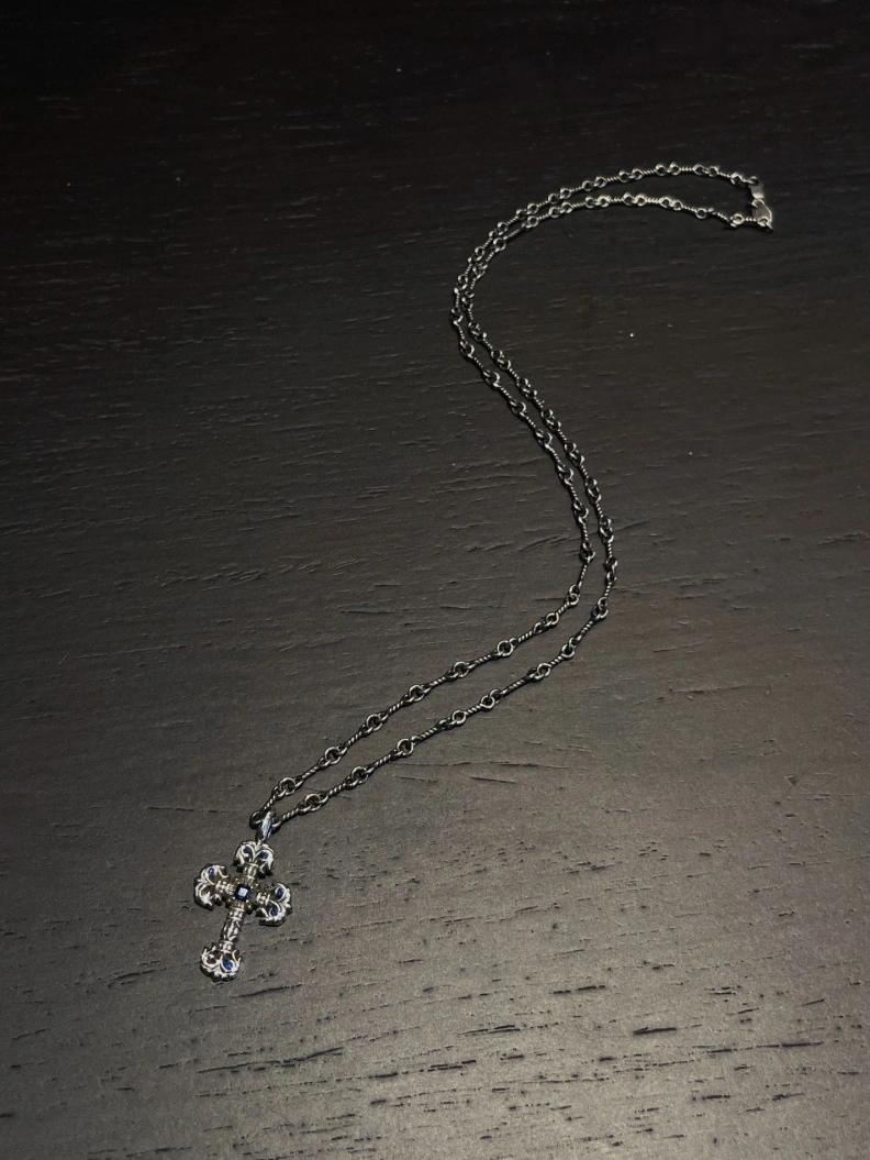 Trendy Chrxmx Hxxrts Necklaces 296916
