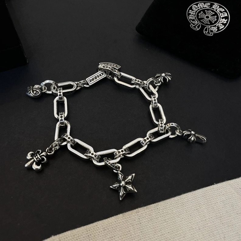 EyeCatching Chrxmx Hxxrts Bracelets 297336