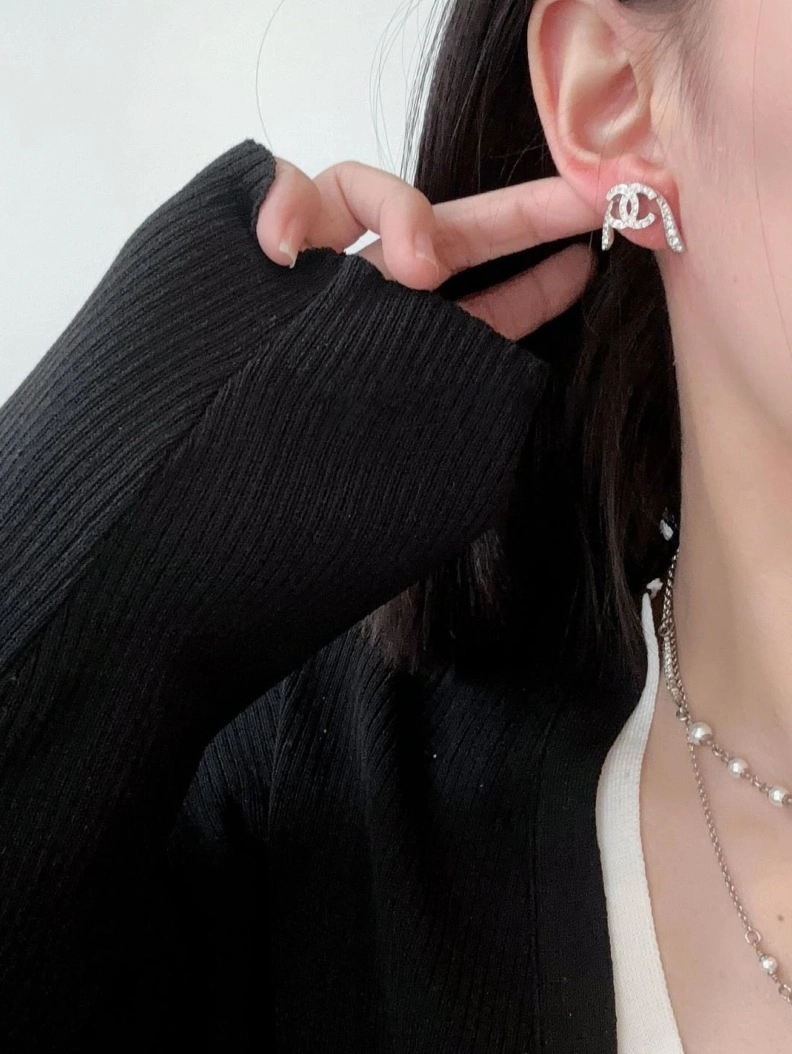 Chxnxl Earrings EyeCatching 285961