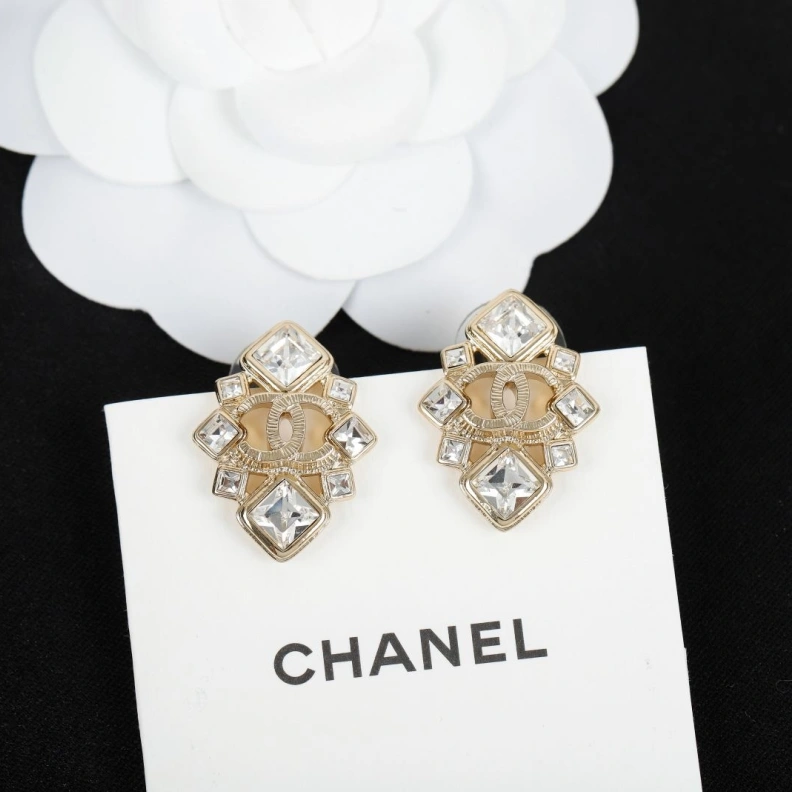 Lightweight Chxnxl Earrings 285952