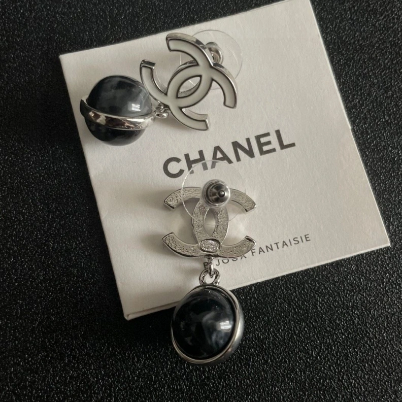 Classic Chxnxl Earrings 285943