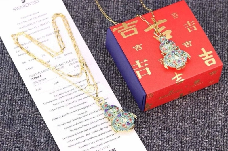 Swxrxvski Necklaces Comfortable 314952