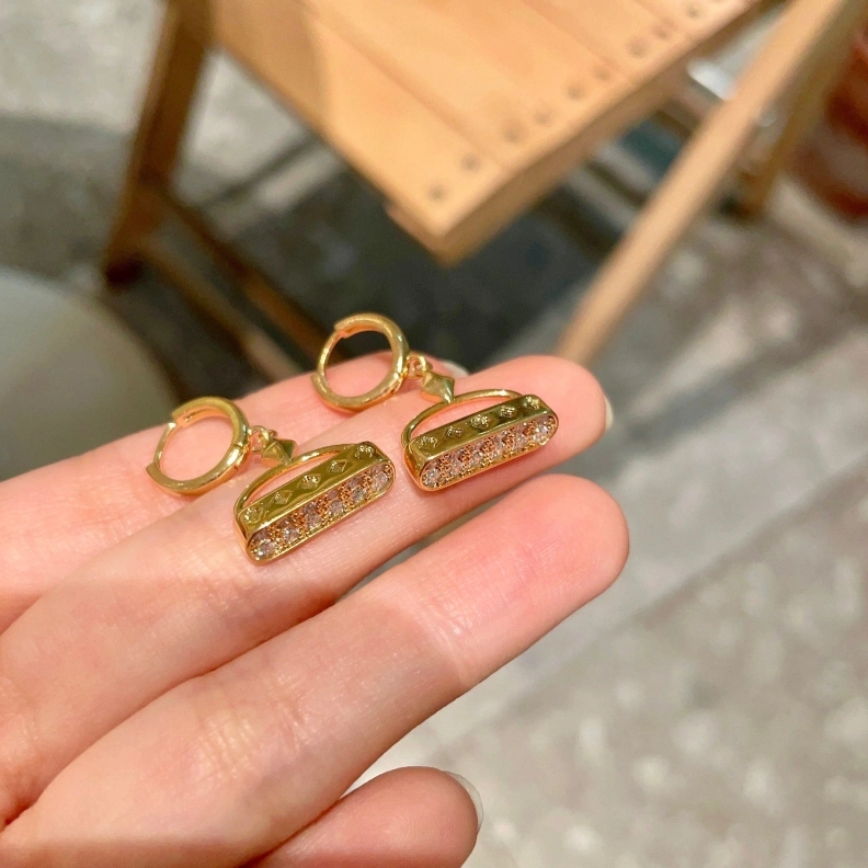 LX Earrings Compact 308999