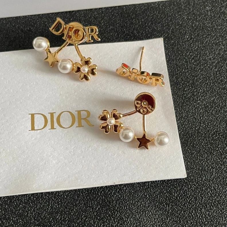 EyeCatching Christian Dxxr Earrings 294210