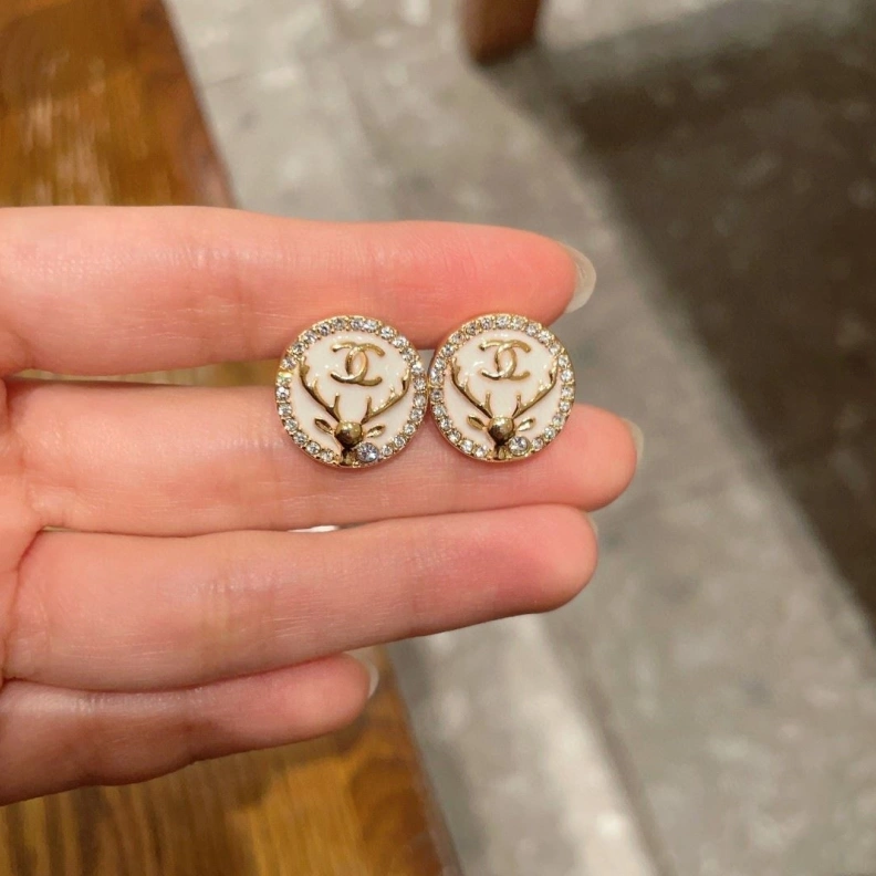 Trendy Chxnxl Earrings 285917