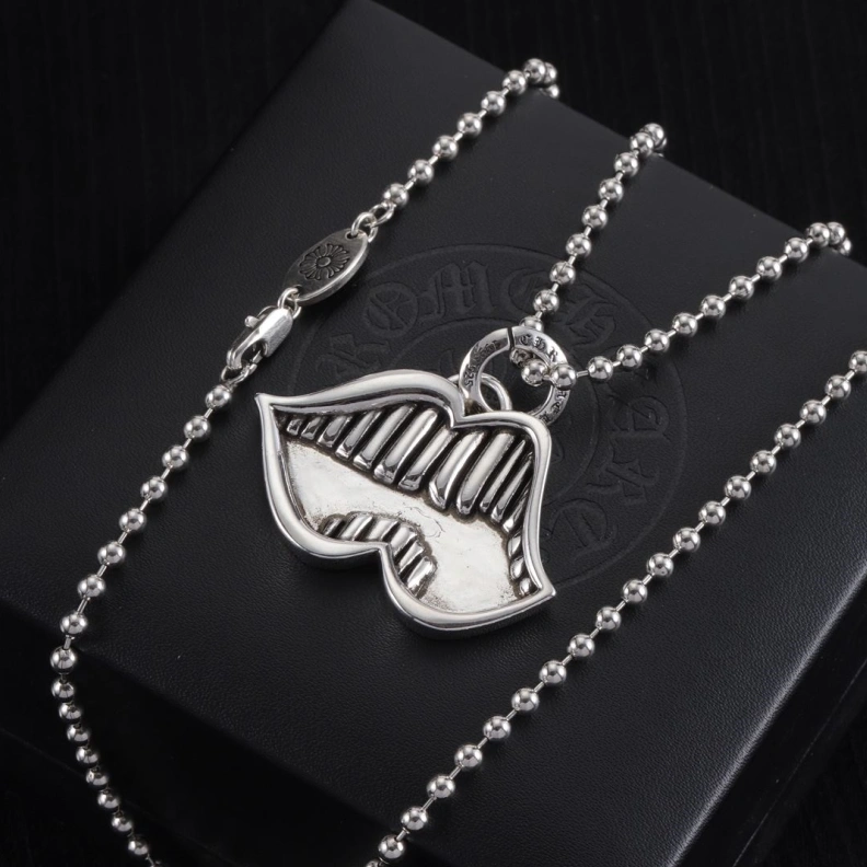 Chrxmx Hxxrts Necklaces Elegant 296899