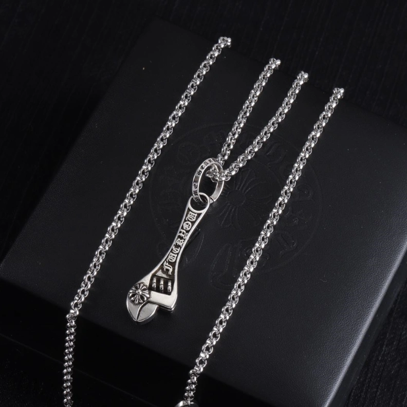 UrbanStyle Chrxmx Hxxrts Necklaces 296881