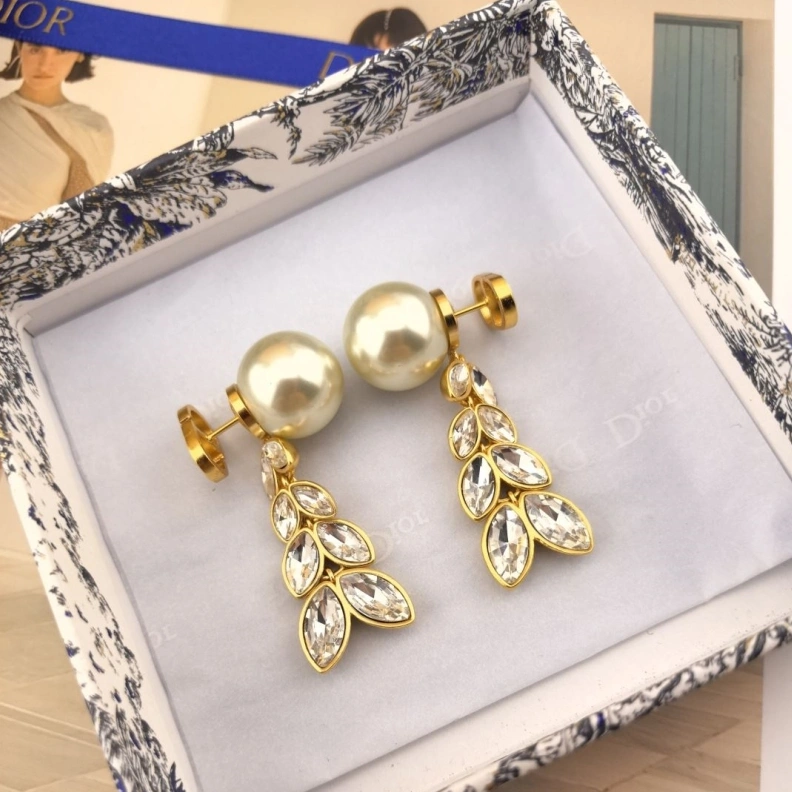 Christian Dxxr Earrings SmartChoice 294186