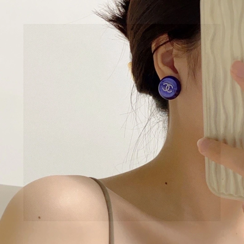 Vibrant Chxnxl Earrings 285888