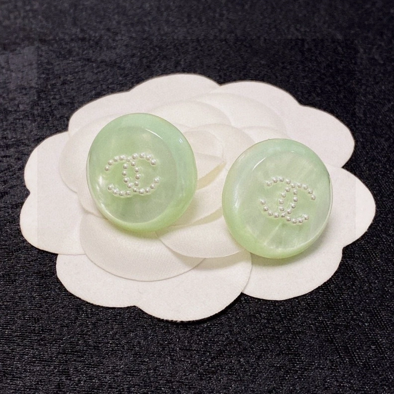 Vibrant Chxnxl Earrings 285888