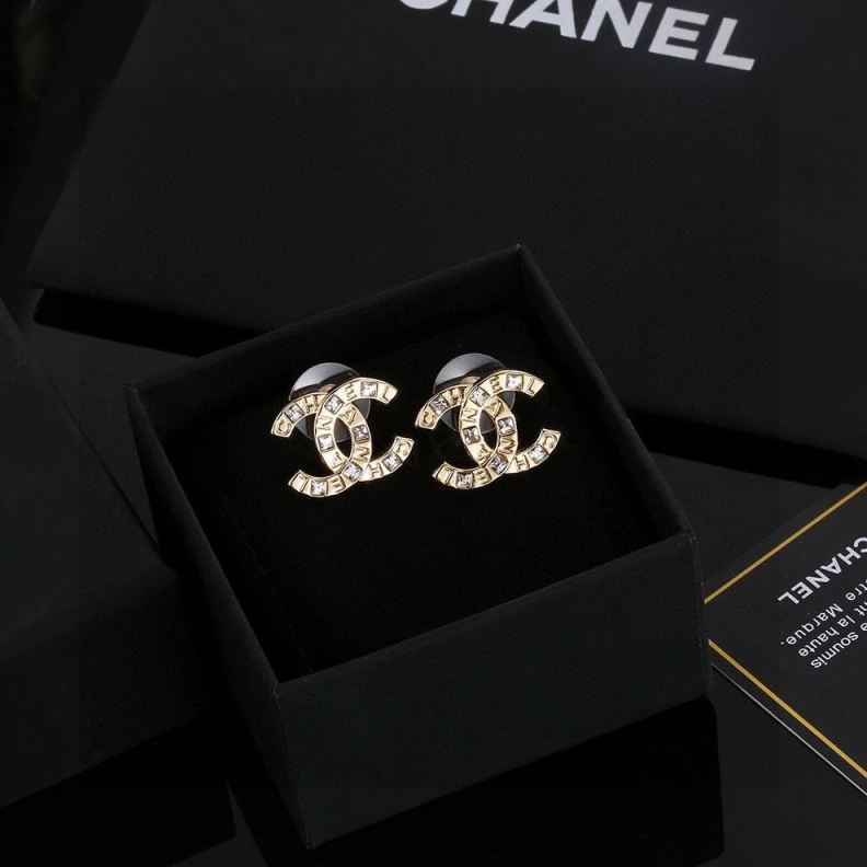 Stylish Chxnxl Earrings 285874