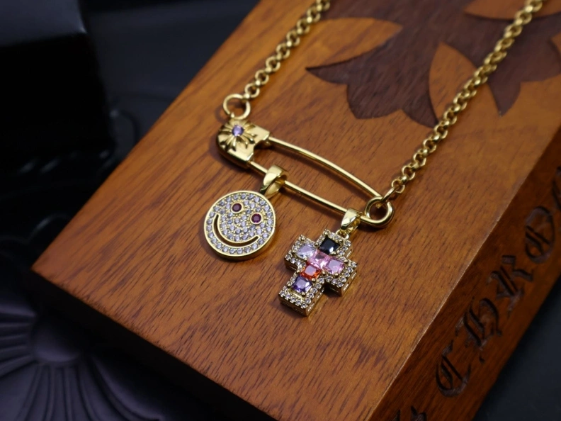 Chrxmx Hxxrts Necklaces EyeCatching 296871