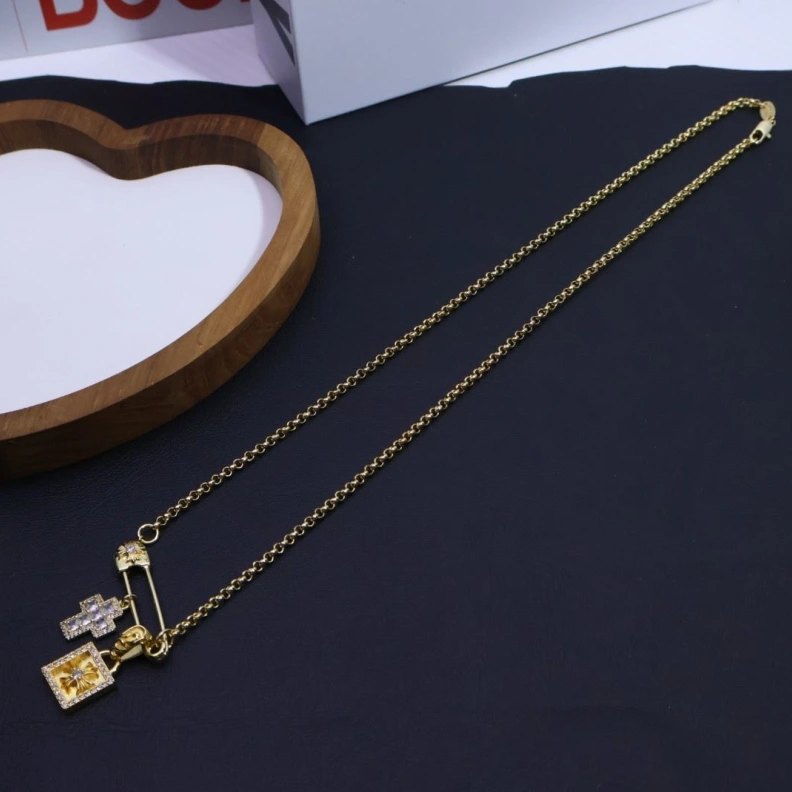 Chrxmx Hxxrts Necklaces Soft 296862