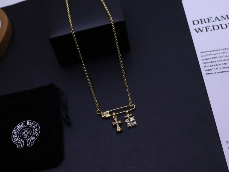NewStyle Chrxmx Hxxrts Necklaces 296859