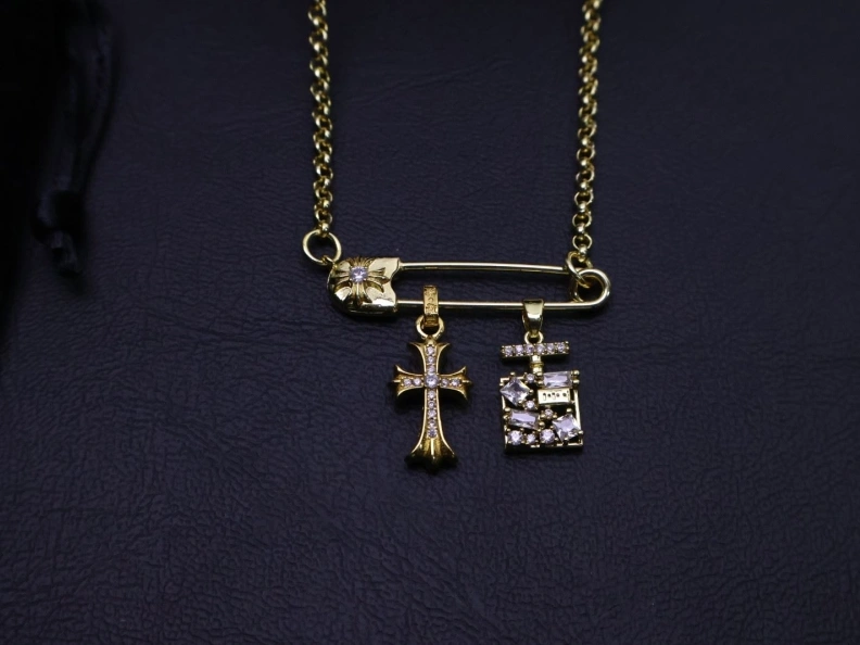 NewStyle Chrxmx Hxxrts Necklaces 296859