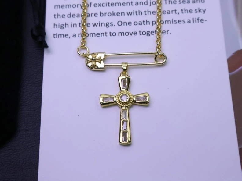 Chrxmx Hxxrts Necklaces Practical 296865