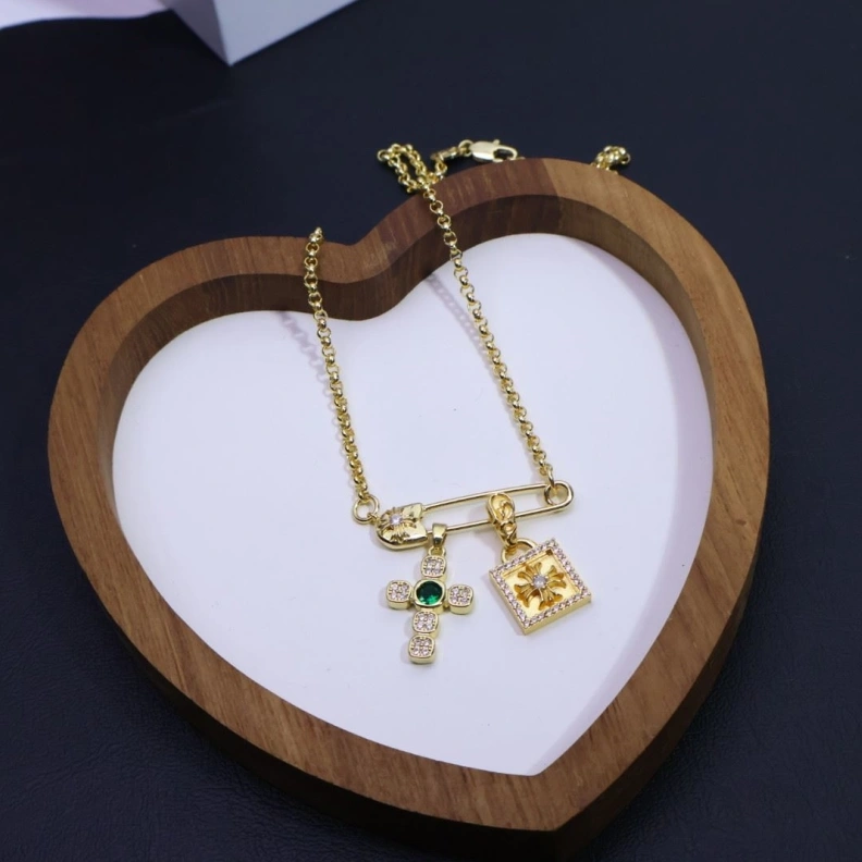 Chrxmx Hxxrts Necklaces Versatile 296856