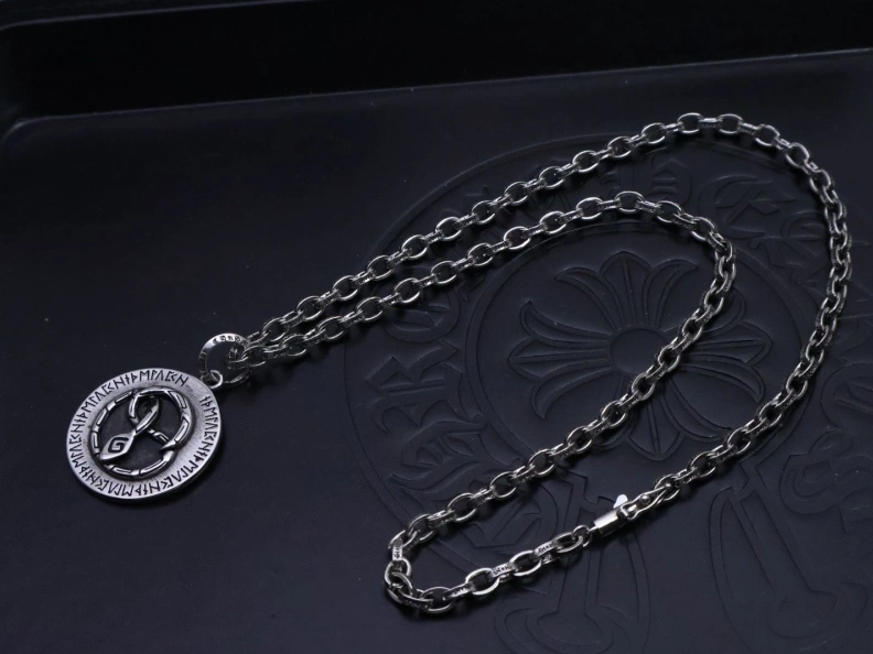 NewStyle Chrxmx Hxxrts Necklaces 296853