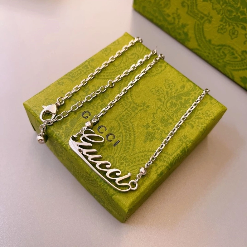Gxccx Necklaces Affordable 302565