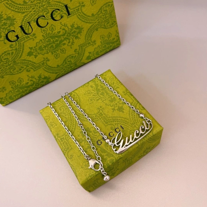 Gxccx Necklaces Affordable 302565