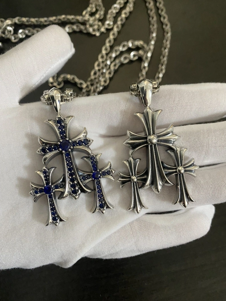 Compact Chrxmx Hxxrts Necklaces 296839