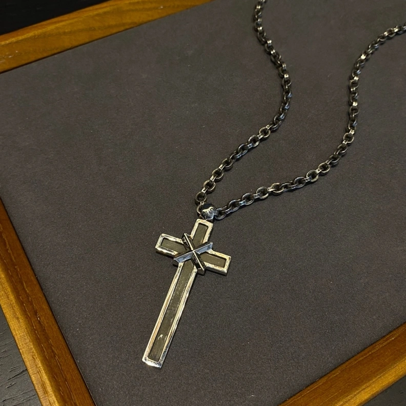 Compact Chrxmx Hxxrts Necklaces 296843