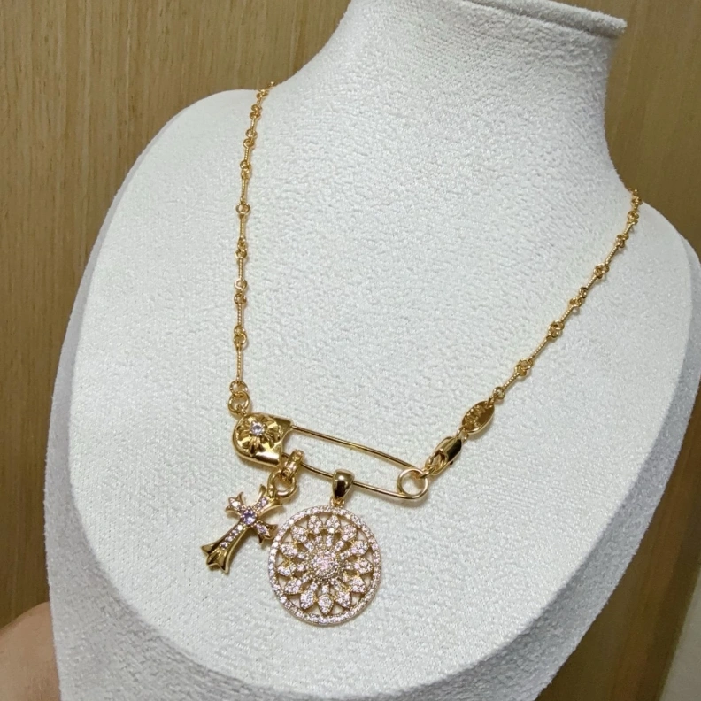 Chrxmx Hxxrts Necklaces StreetReady 296834