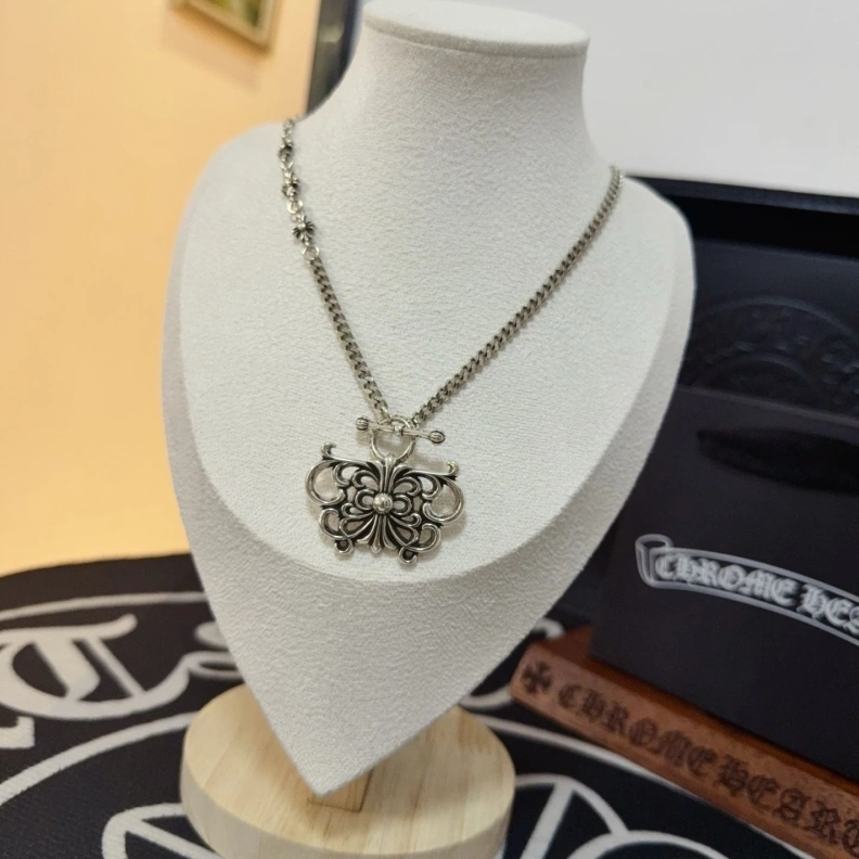 Chrxmx Hxxrts Necklaces Vibrant 296835