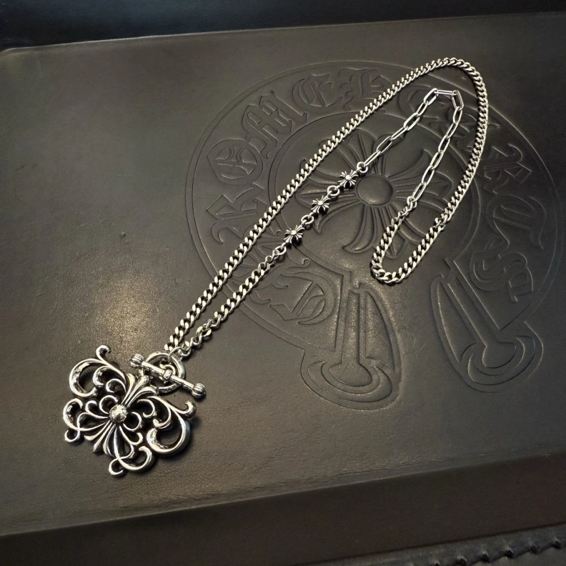 Chrxmx Hxxrts Necklaces Vibrant 296835