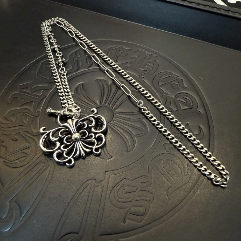 Chrxmx Hxxrts Necklaces Vibrant 296835