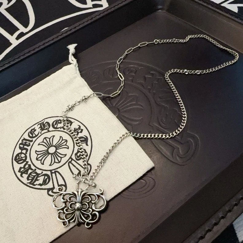 Chrxmx Hxxrts Necklaces Vibrant 296835