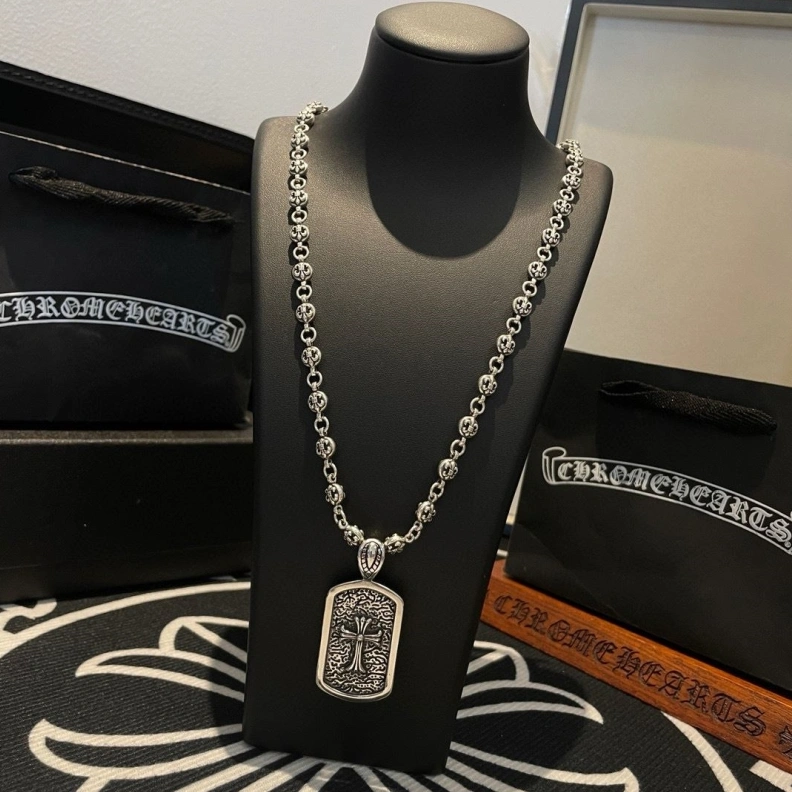 Stylish Chrxmx Hxxrts Necklaces 296831