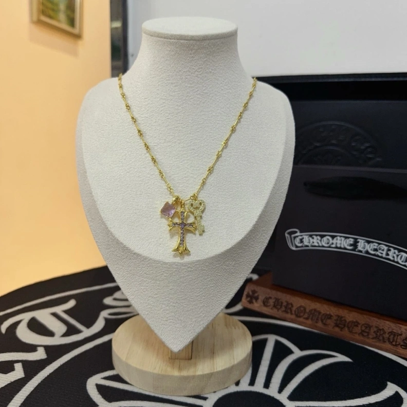 Chrxmx Hxxrts Necklaces DailyWear 296829
