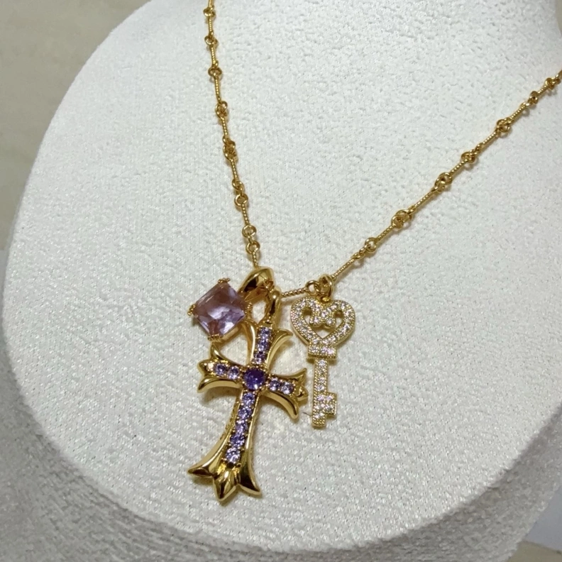 Chrxmx Hxxrts Necklaces DailyWear 296829