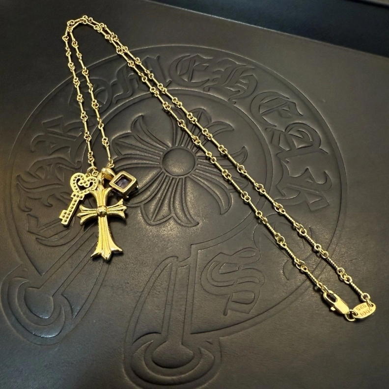 Chrxmx Hxxrts Necklaces DailyWear 296829
