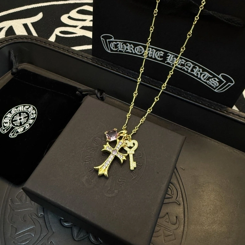Chrxmx Hxxrts Necklaces DailyWear 296829