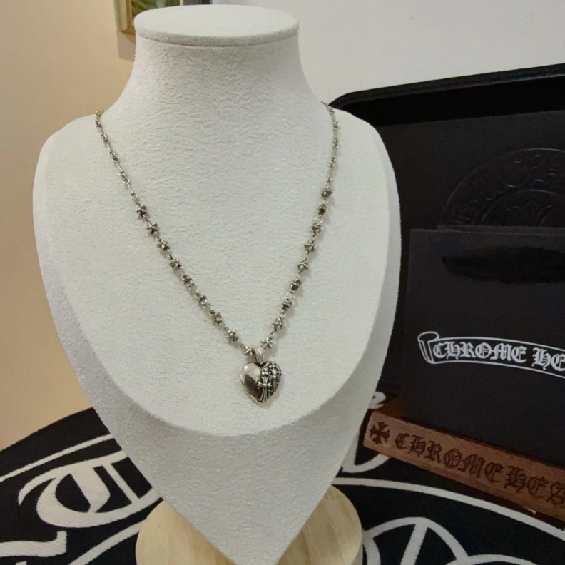 Efficient Chrxmx Hxxrts Necklaces 296820