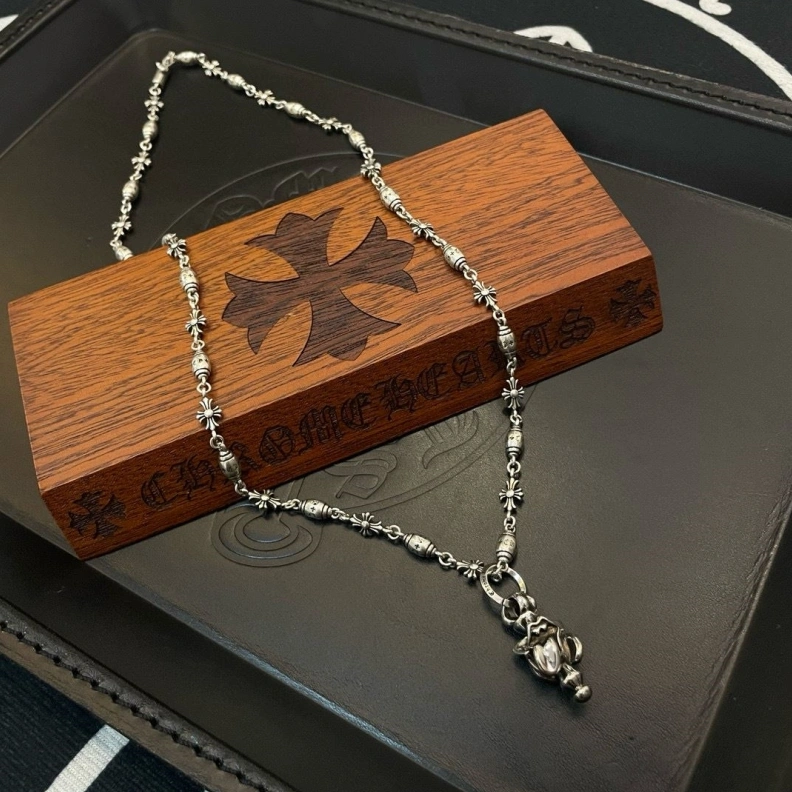 Chrxmx Hxxrts Necklaces Breathable 296823