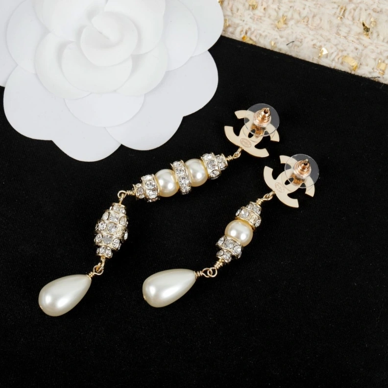 Durable Chxnxl Earrings 285875