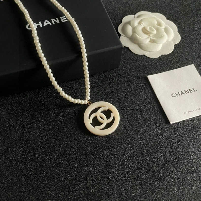 Modern Chxnxl Necklaces 285375