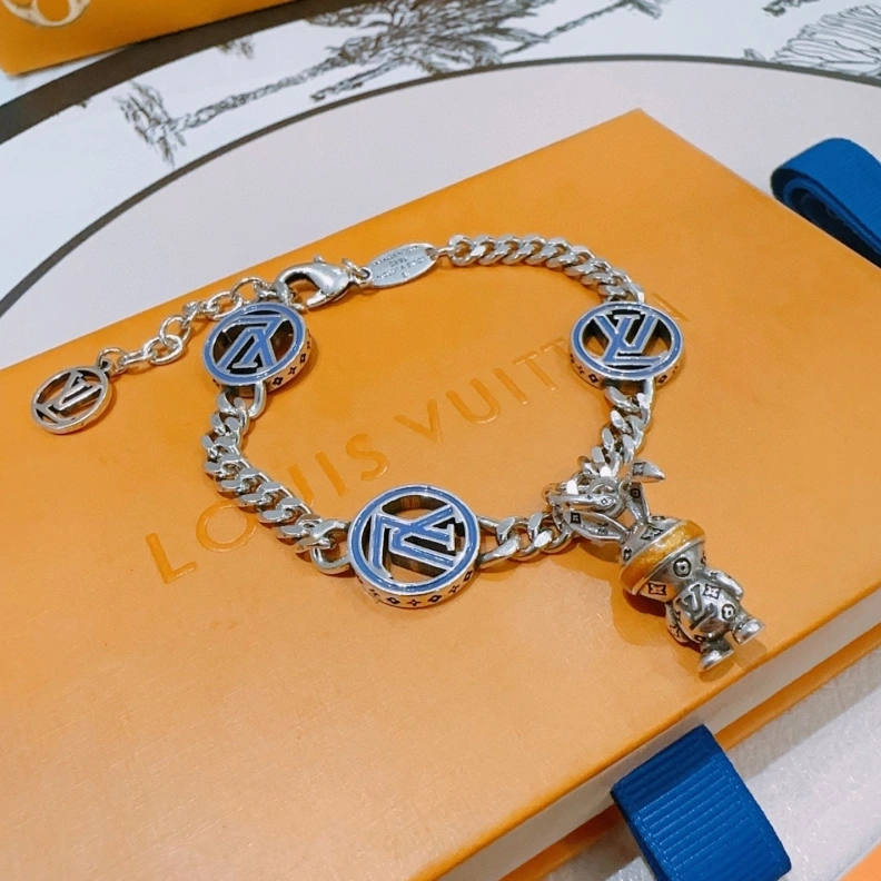 EyeCatching LX Necklaces 308871