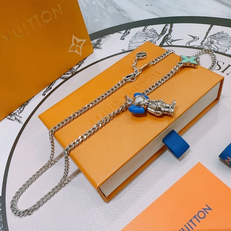 Durable LX Necklaces 308862