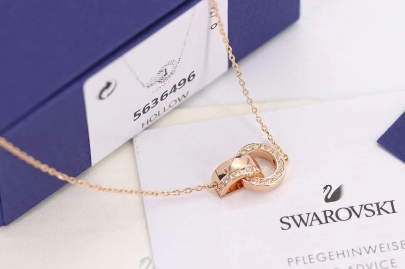 Swxrxvski Necklaces Lightweight 315048