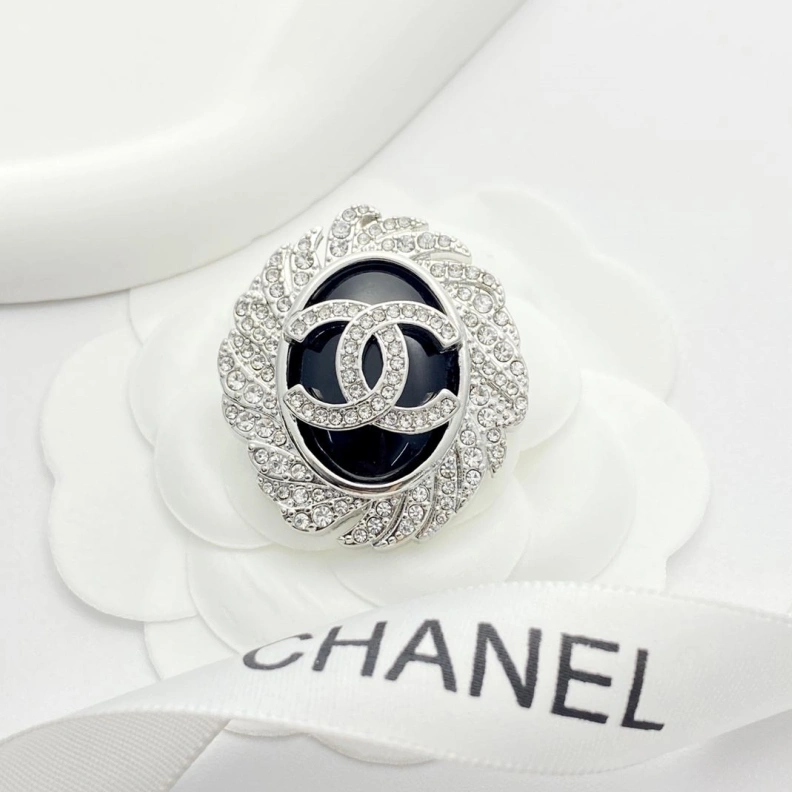Chxnxl Brooches Sleek 286363