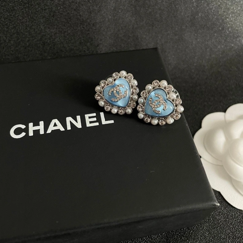 EyeCatching Chxnxl Earrings 285815