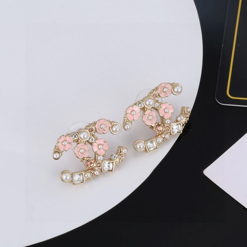 Efficient Chxnxl Earrings 285811